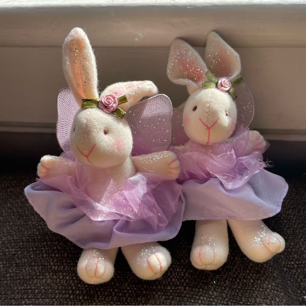 Russ Berrie Flutter Bunnies Set